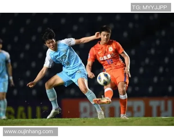 中国足球人收成亚足联奖项，十二年如一日，据守的含义！